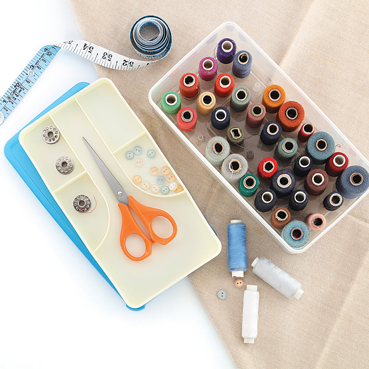 SAHELI THREAD & NEEDLE BOX (32 REELS) — Nakoda Plast